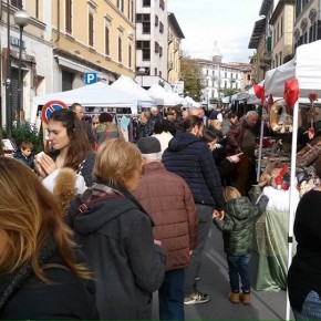 Montecatini Terme Domenica 4 DICEMBRE appuntamento con il mercatino di Natale in Via Don Minzoni