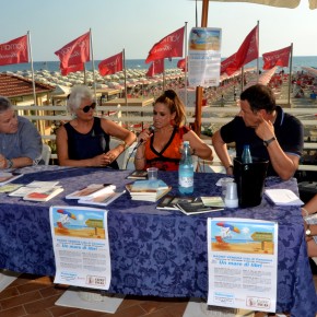 UN MARE DI LIBRI AL BAGNO VENEZIA  Giovedi 29 giugno alle 18.30