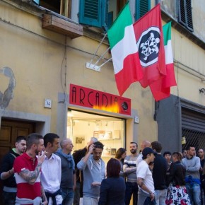 UN SUCCESSO L'INAUGURAZIONE DI CASAPOUND A PESCIA