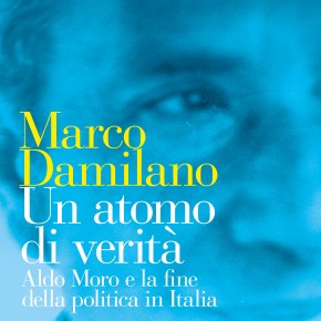 Venerdì 20 luglio alle 18 presso la sala conferenze della Biblioteca Civica Agorà di Lucca, piazza dei Servi, il giornalista Marco Damilano presenta  “Un atomo di verità”.  Aldo Moro e la fine della politica in Italia  (Feltrinelli).