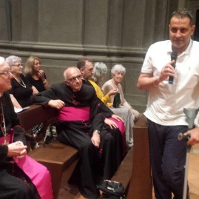 Al vescovo Roberto Filippini il Delfino d’Oro di Pescia   Oreste Giurlani “Per la sua opera quotidiana e il recupero della Cattedrale”