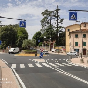 Terminati i lavori alla rotatoria delle Casacce     Giurlani “Bene la sinergia comune-Esselunga”     Venerdi 16 agosto 2019 alle 21 concerto nella nuova piazzetta