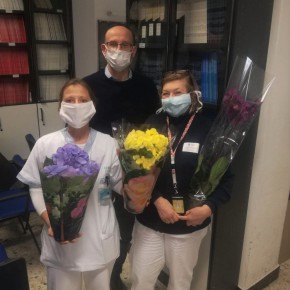 #Lacampagnadona. Fiori agli operatori sanitari del reparto di Radioterapia Oncologica di Careggi  La solidarietà della rete Coldiretti