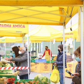 PISTOIA. SOLIDARIETA’ AL MERCATO CAMPAGNA AMICA  Sabato 12 dicembre ‘spesa sospesa contadina’ a favore della Caritas