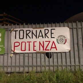 CasaPound, affissioni in tutta Italia: “Tornare potenza” e rifiutare il fatalismo