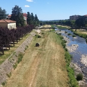 PESCIA, CONTINUA IL TAGLIO DELL’ERBA, IL CALENDARIO DEI LAVORI STRADA PER STRADA             INIZIATA LA RIPULITURA  ANCHE NEL PARCO FLUVIALE