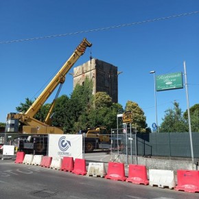 Sabato 10 luglio, alle ore 15, riapre il tratto di strada al Molinaccio di Uzzano           Terminato l’intervento di messa in sicurezza della Torre, i lavori continuano