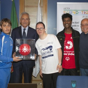 Due studenti del Sismondi alla FIGC per la presentazione della Settimana Europea del Calcio