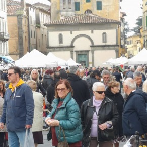 DOMENICA  26 MAGGIO PESCIA ANTIQUA  E  TANTE ALTRE INIZIATIVE  NEL CENTRO STORICO DELLA CITTA'