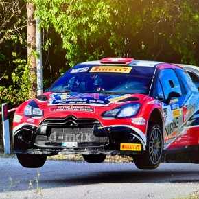 Dimensione Corse su due fronti:  Rally di Reggello e Rally Valli Ossolane nel mirino della scuderia pistoiese Il sodalizio pesciatino pronto ad interpretare due appuntamenti concomitanti, tra le strade del Valdarno fiorentino e la provincia del Verbano-Cusio-Ossola.