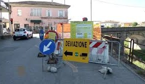 Pescia Cambia "Un disastro la chiusura del Ponte all'Abate in queste condizioni. Ennesimo flop della giunta commissariata per la mancanza di piano alternativo e ristori alle attività