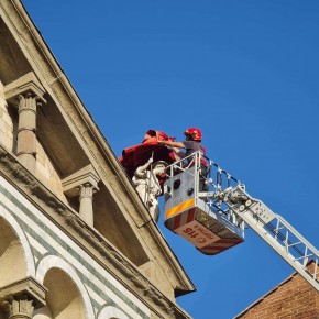 Estate in città a Pistoia: martedì la vestizione di San Jacopo Il corteo storico partirà intorno alle 18.45 da via della Madonna