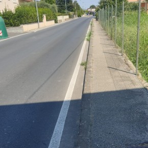 Lista Chiesina e le sue Frazioni. ''Chiesina Uzzanese - Manca un pezzo di strada del capoluogo nel programma di spazzamento strade.  In campagna elettorale ci era stato segnalato che in un tratto di via ponte alla ciliegia non veniva fatto lo spazzamento, lo abbiamo segnalato ad Alia e Comune''.