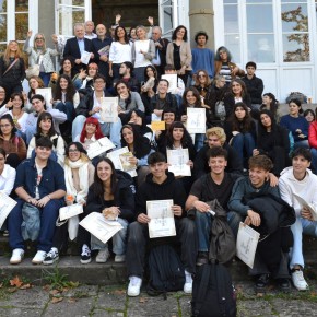 LUCCAUTORI - RACCONTI A COLORI  Il festival LuccAutori ha premiato i lavori realizzati dagli studenti del liceo artistico e musicale Passaglia.