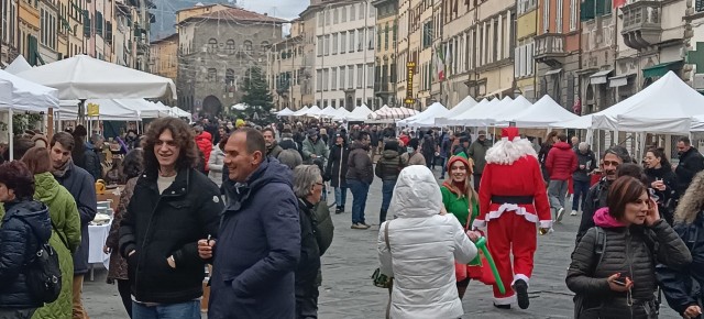 Pescia giovedì 26 dicembre.  PESCIA ANTIQUA edizione speciale SANTO STEFANO