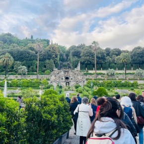 A PISTOIA AL VIA IL NUOVO CORSO DI TURISMO LETTERARIO Aperte le iscrizioni a un programma unico in Italia con lezioni, seminari, incontri culturali e visite guidate per acquisire competenze in un settore in forte espansione