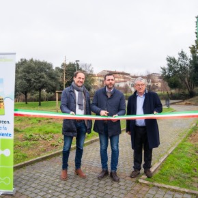 Pistoia premiata da Click to be green  Con l’iniziativa di Toscana Energia si conclude la riqualificazione dell'area verde di via del Pelago, stamani l’inaugurazione Messi a dimora 18 alberi di specie diverse